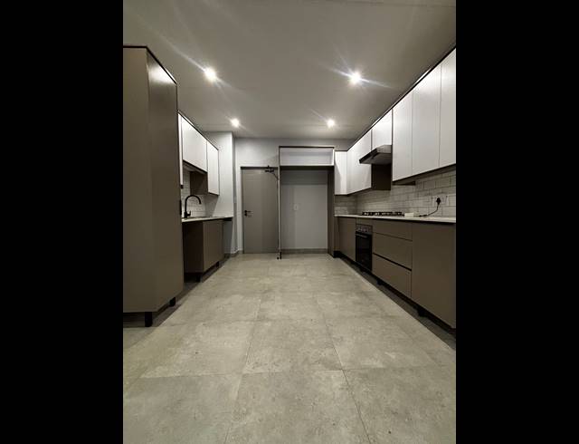 2 BEDROOM APARTMENT FOR SALE IN RIVONIA